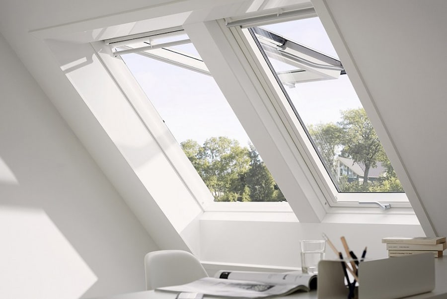白色全景木窗VELUX GPU适用于低角度屋顶 - 价格查询  