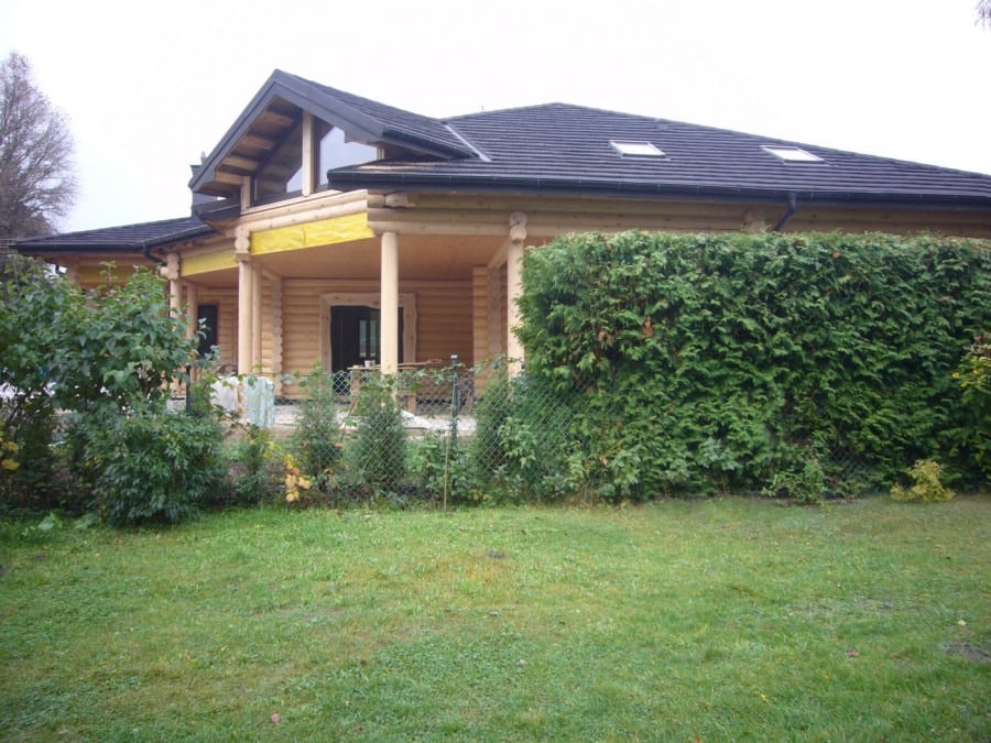 Casa de madera de un tronco en Polonia "Dieta"  