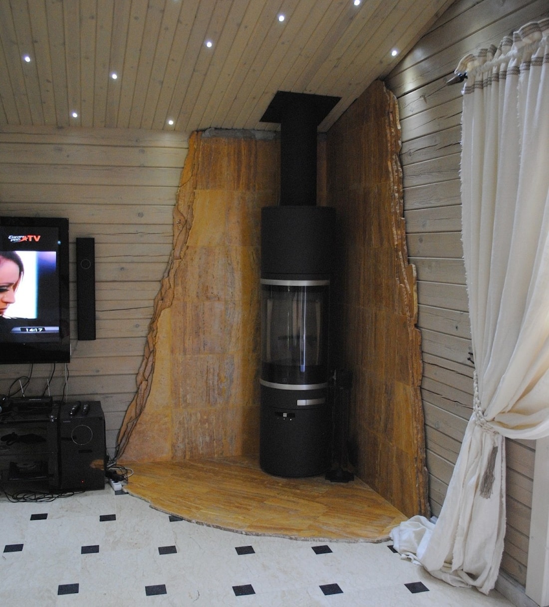 Trehus av naturlig tømmer, prosjekt "Dream" i Minsk