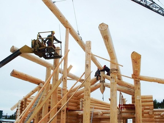 Håndklippte trehus fra Canada
