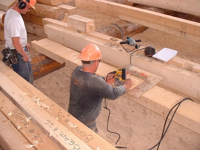 Håndklippte trehus fra Canada