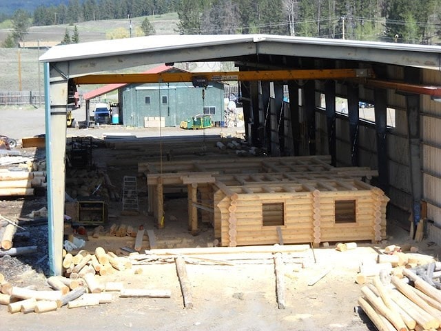 Håndklippte trehus fra Canada