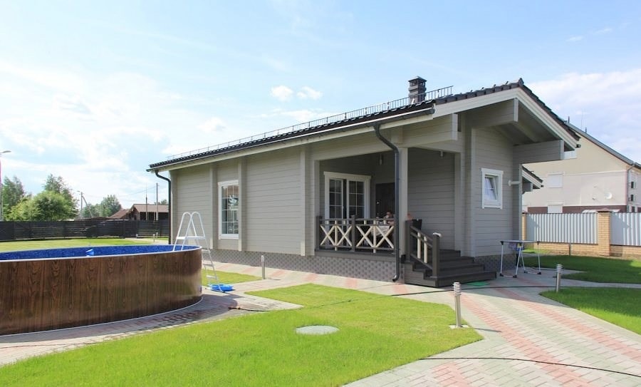 Yapıştırılmış lamine ahşap ev