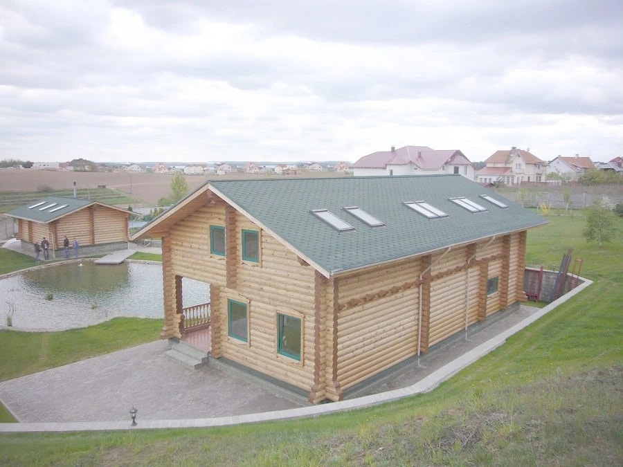 Hôtel et sauna en bois "Pegasus"  