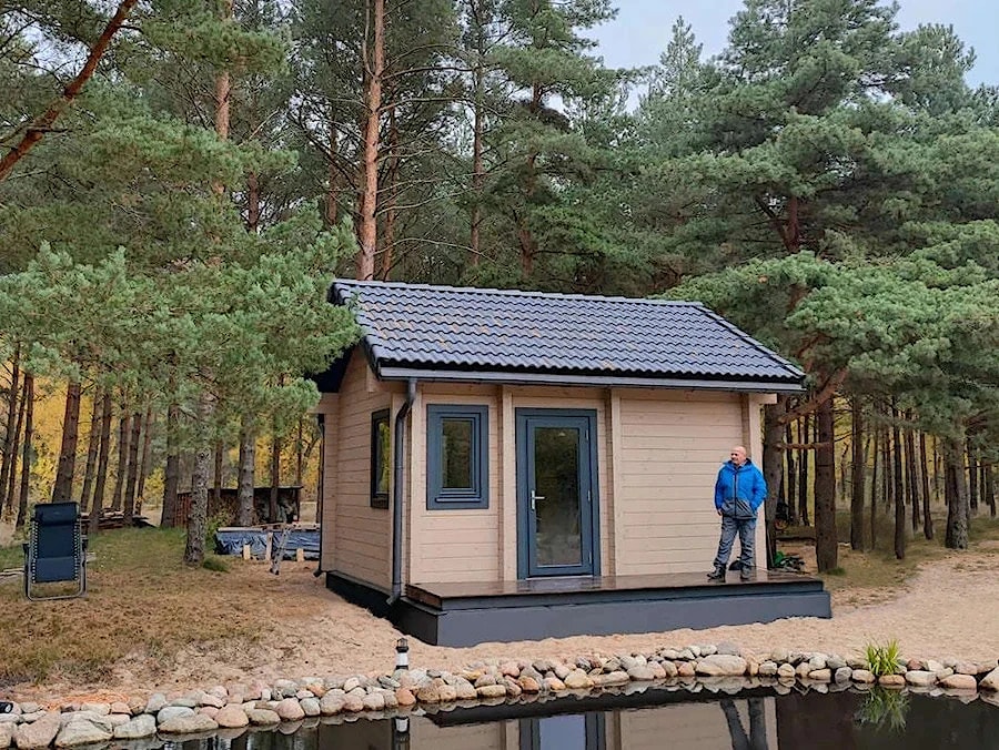 Petit sauna en bois de placage laminé « Liepaja » Lettonie 19.6 m²  