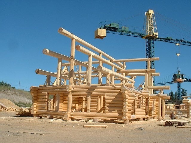来自加拿大的手工木制房屋：生产基地  