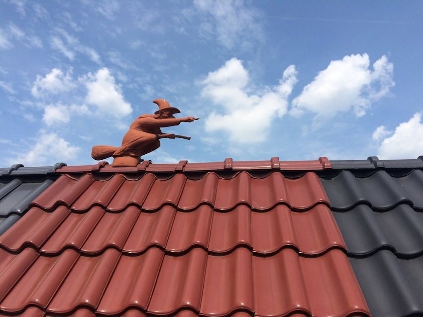木房子屋顶的自然陶瓷砖由日志和日志，生产制成在波兰  