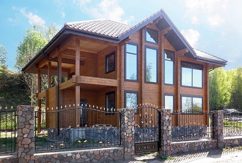 लकड़ी की पट्टी से घर. घर दो मंजिल "फायदा" 152 m2